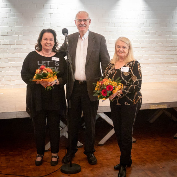 Mitarbeiter-Weihnachtsfeier-Hospiz-2019-klein-23